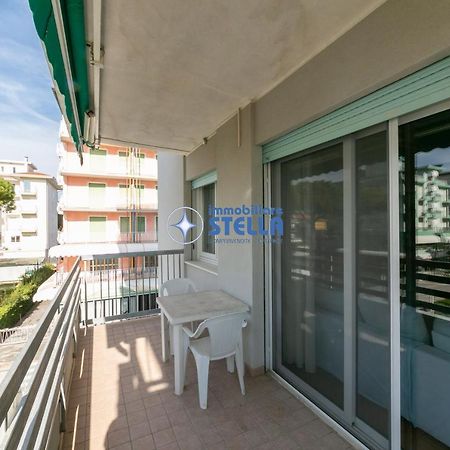 Condominio Adriatico Lido di Jesolo Exterior foto