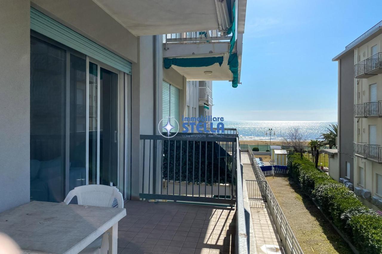 Condominio Adriatico Lido di Jesolo Exterior foto
